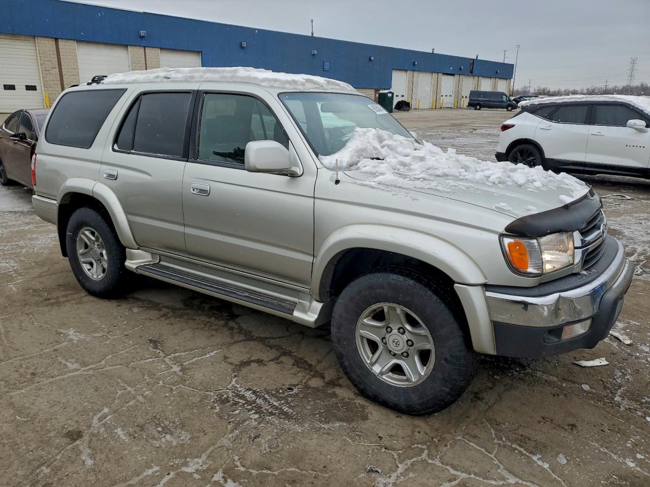 2002 TOYOTA 4RUNNER SR5 photo 10