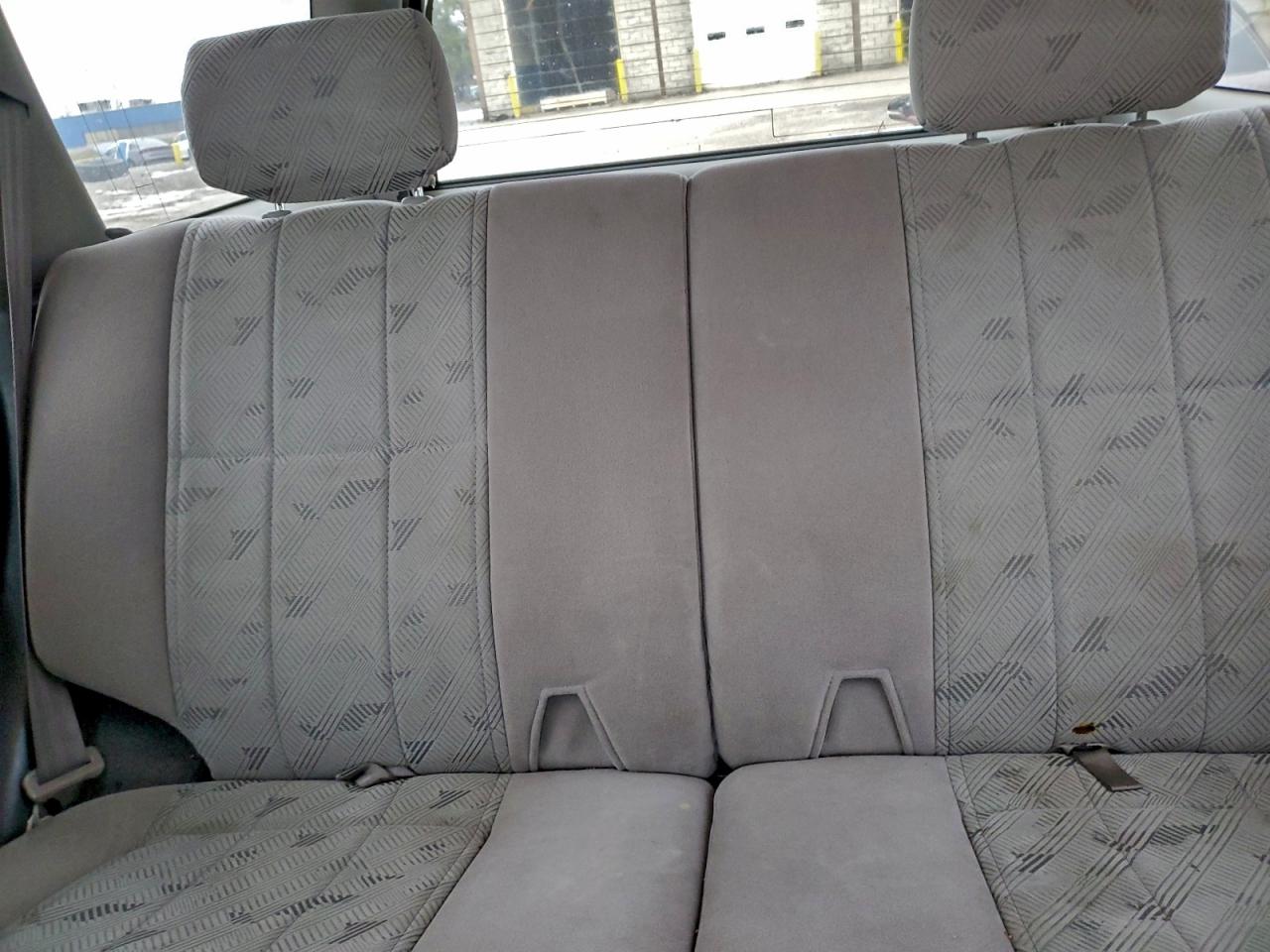 2002 TOYOTA 4RUNNER SR5 photo 28