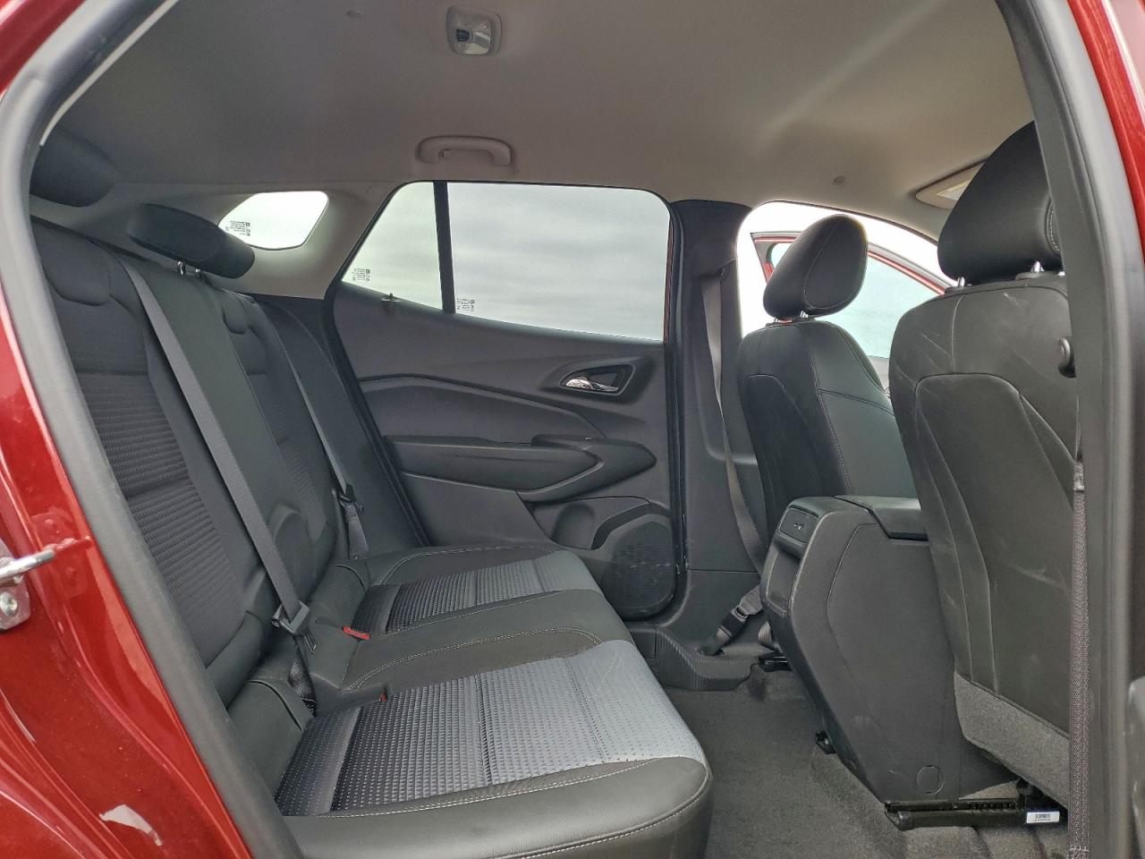 2025 CHEVROLET TRAX 1LT photo 28