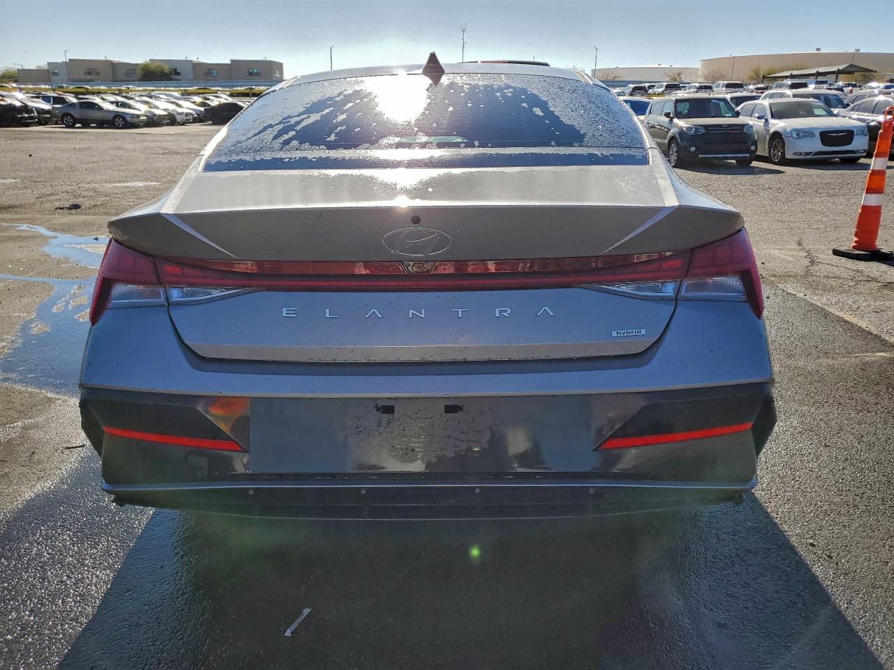 2025 HYUNDAI ELANTRA LIMITED photo 6