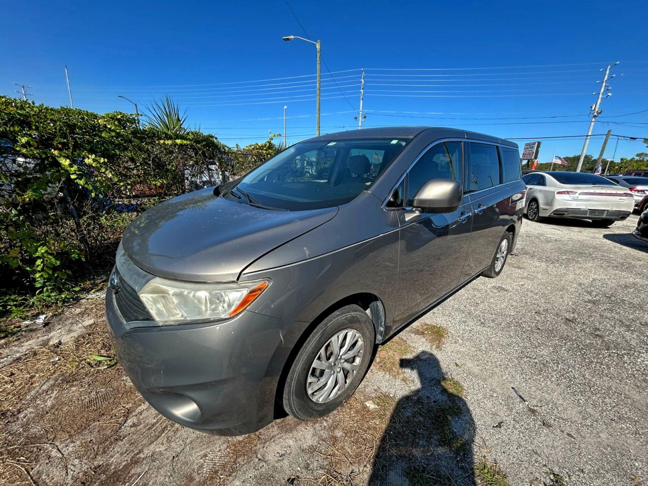 2014 NISSAN QUEST S photo 3