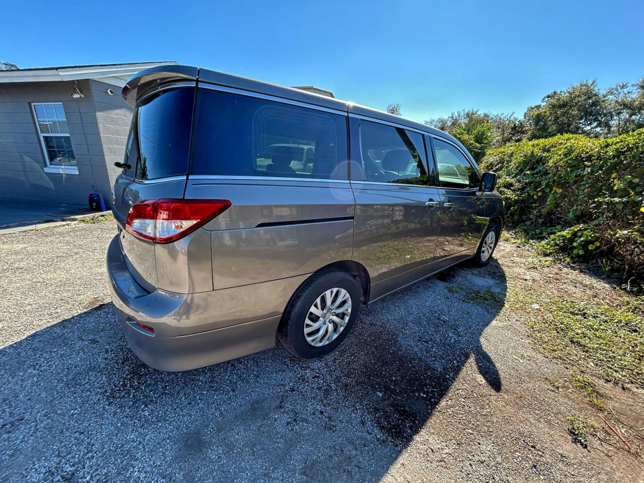 2014 NISSAN QUEST S photo 7