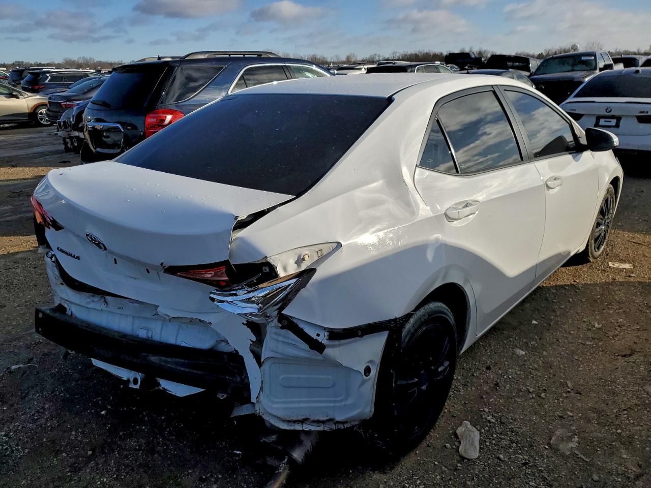 2018 TOYOTA COROLLA L photo 5