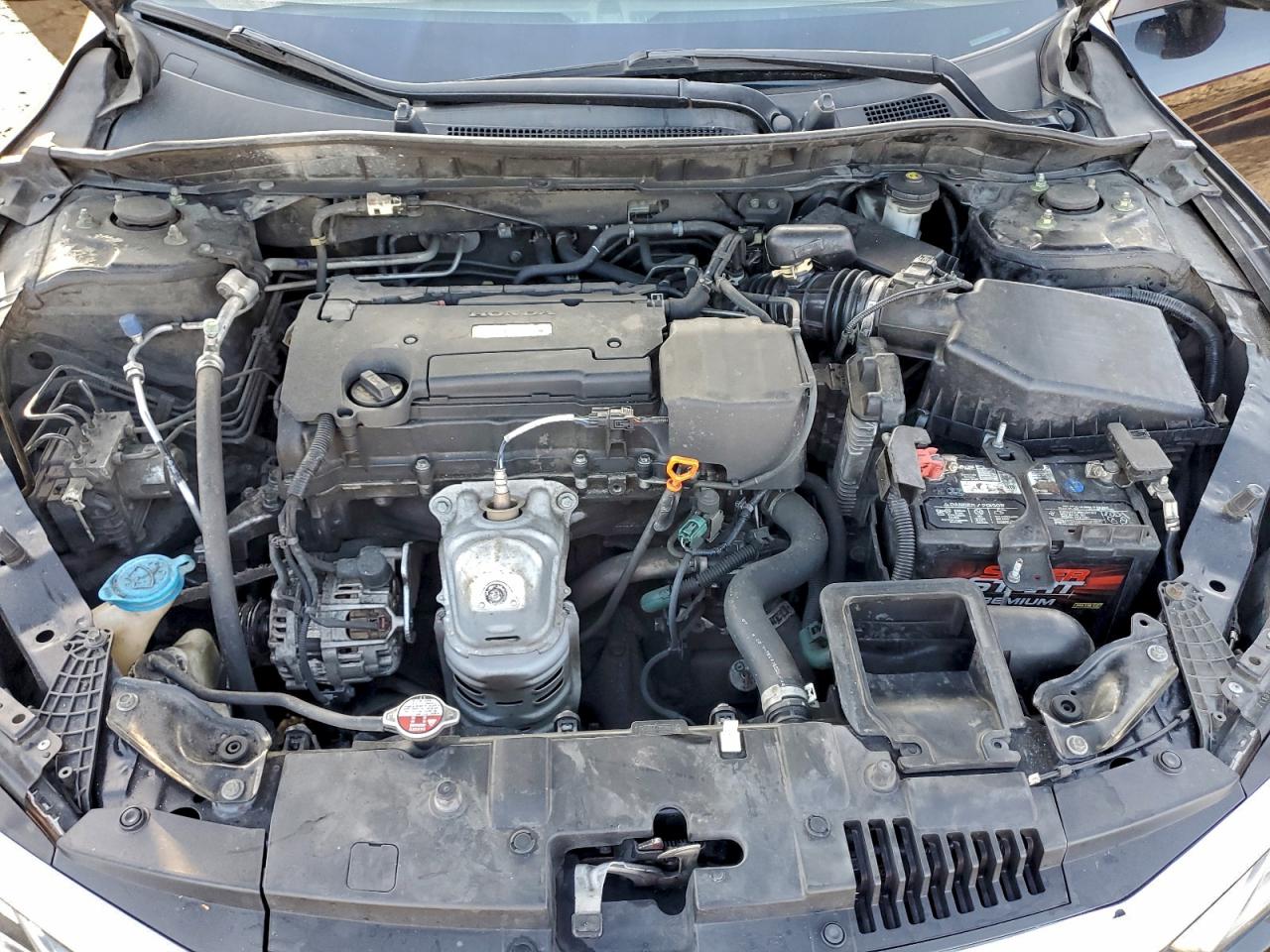 2016 HONDA ACCORD LX photo 11