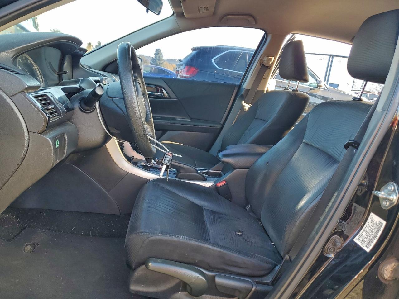 2016 HONDA ACCORD LX photo 7