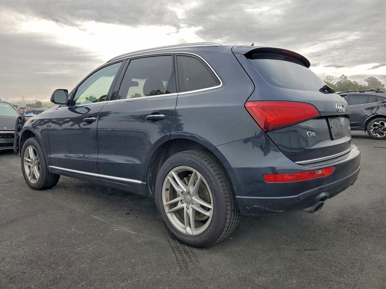 2017 AUDI Q5 PREMIUM PLUS photo 2