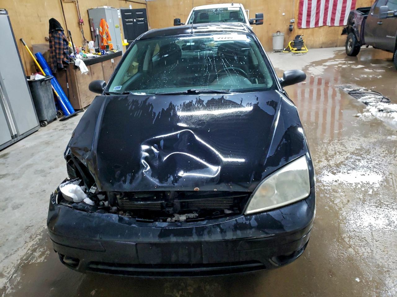 2007 FORD FOCUS ZX3 photo 9