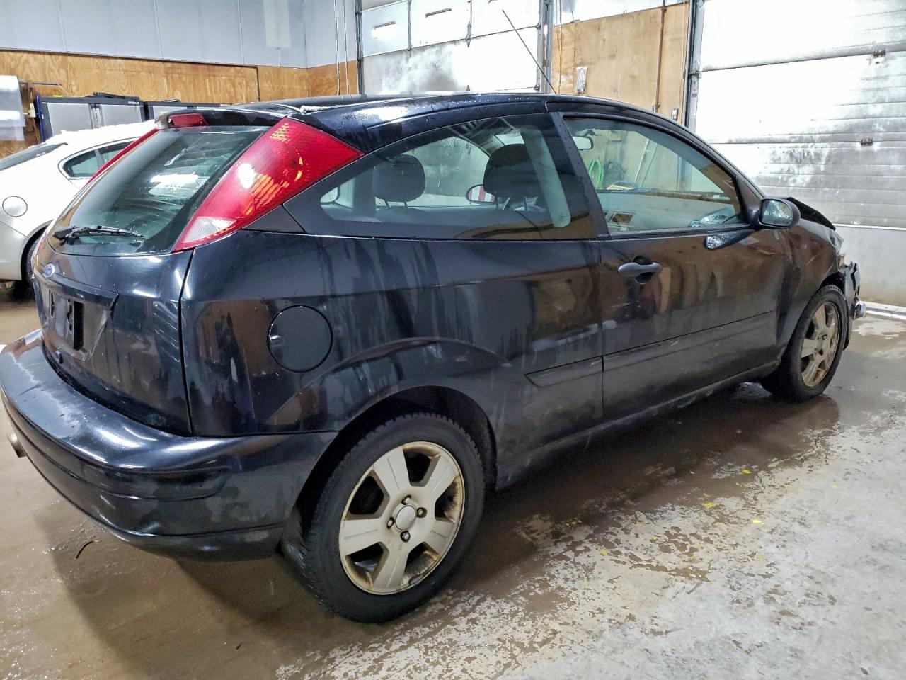 2007 FORD FOCUS ZX3 photo 5