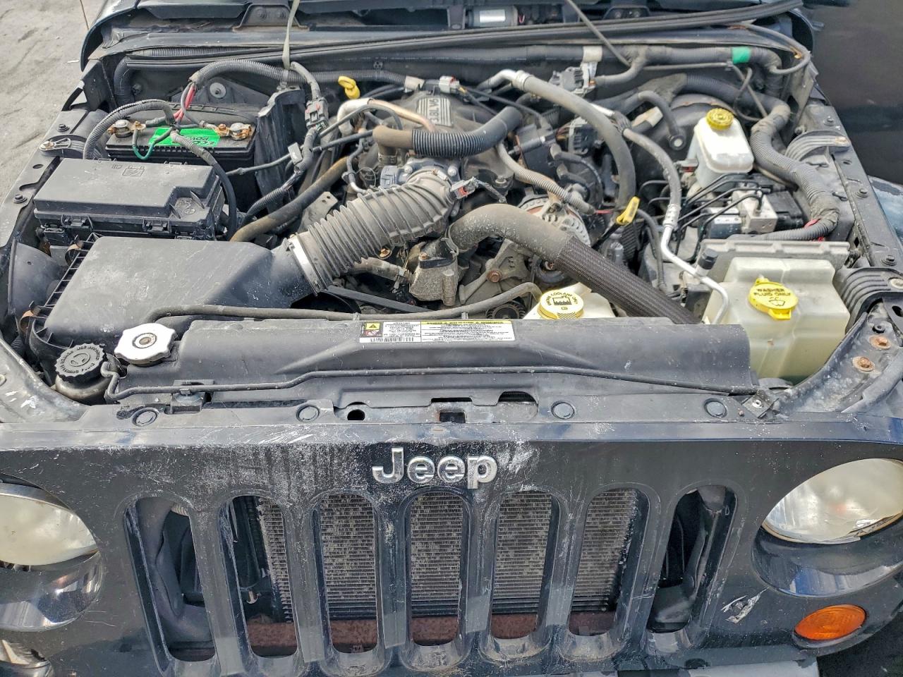 2008 JEEP WRANGLER UNLIMITED SAHARA photo 11
