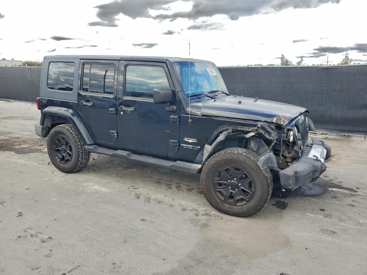 2008 JEEP WRANGLER UNLIMITED SAHARA photo 4