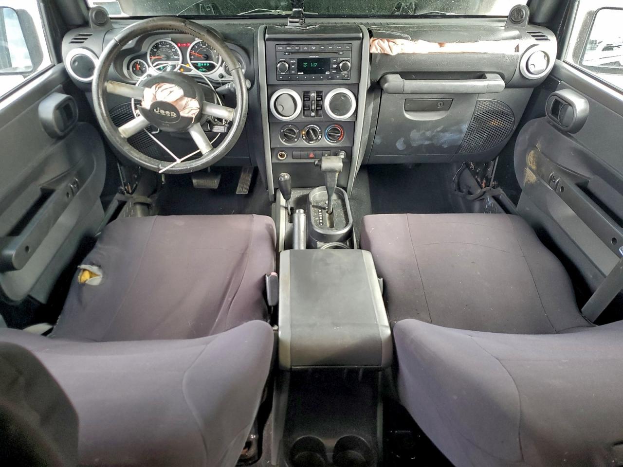 2008 JEEP WRANGLER UNLIMITED SAHARA photo 8