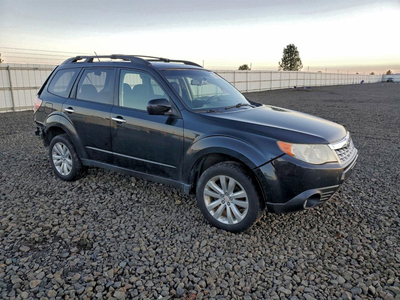 2011 SUBARU FORESTER 2.5X PREMIUM photo 7