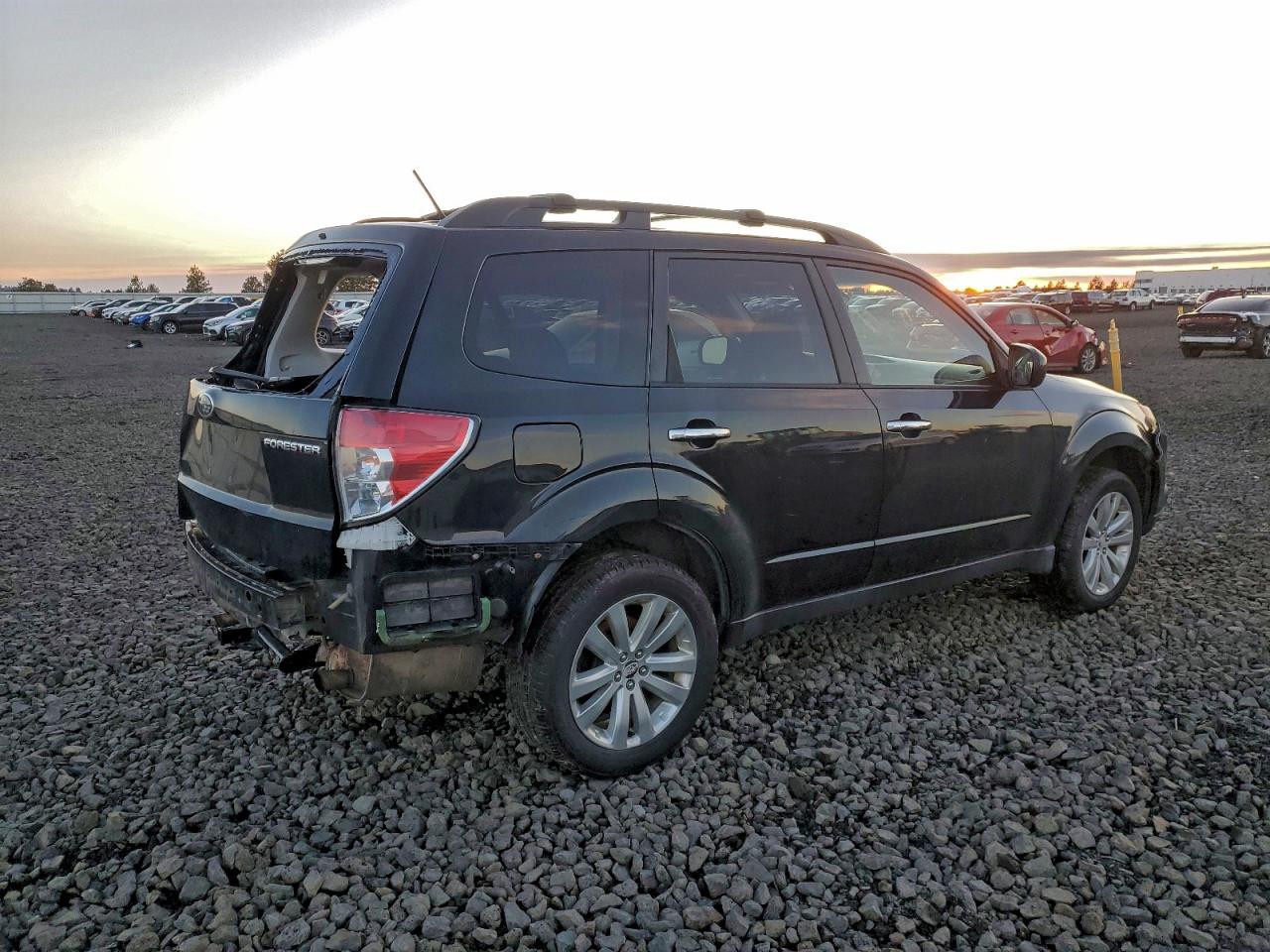 2011 SUBARU FORESTER 2.5X PREMIUM photo 5