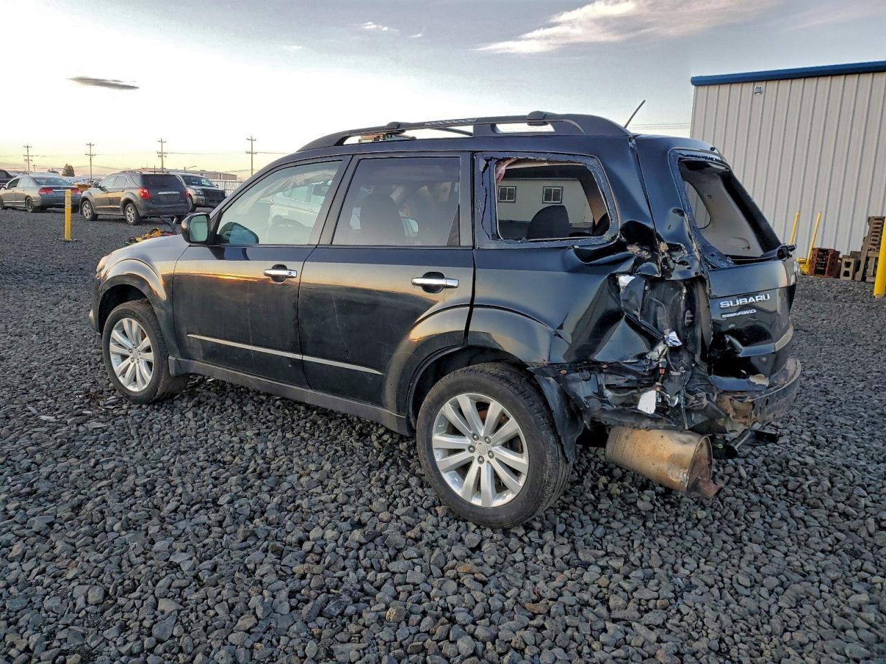 2011 SUBARU FORESTER 2.5X PREMIUM photo 3