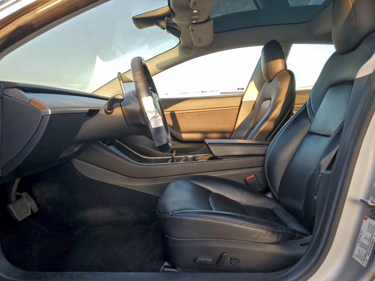 2018 TESLA MODEL 3 photo 19