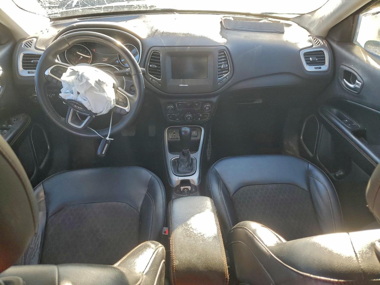 2017 JEEP COMPASS LATITUDE photo 22