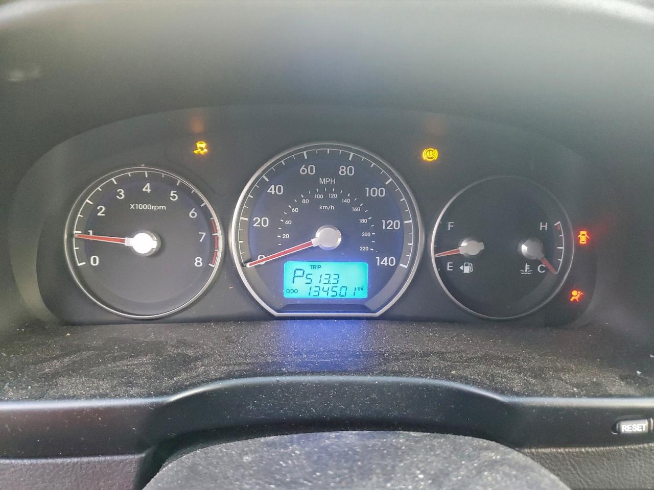 2010 HYUNDAI SANTA FE GLS photo 17