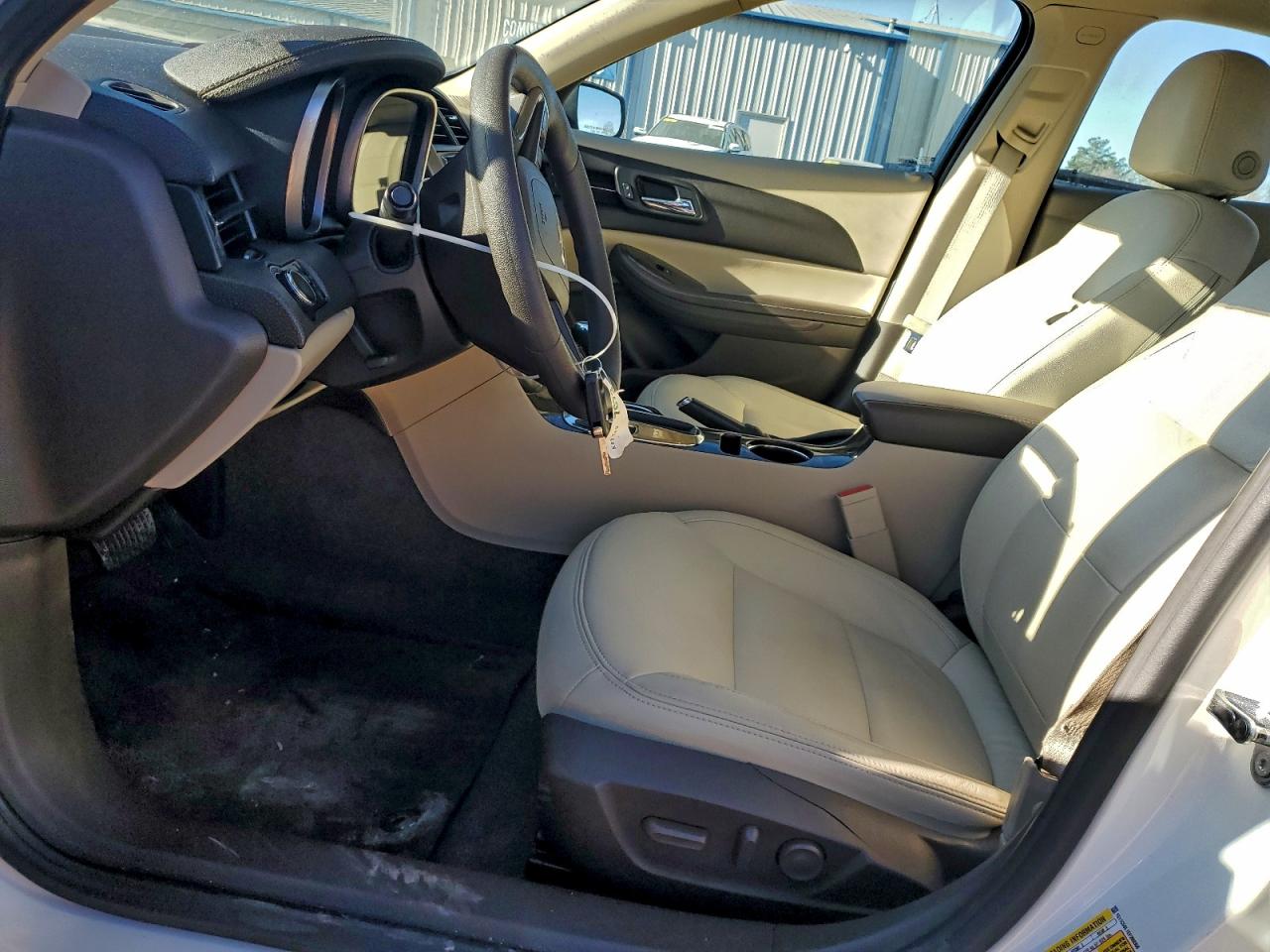 2014 CHEVROLET MALIBU 1LT photo 19