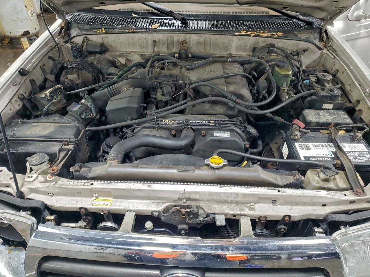 1998 TOYOTA 4RUNNER SR5 photo 11