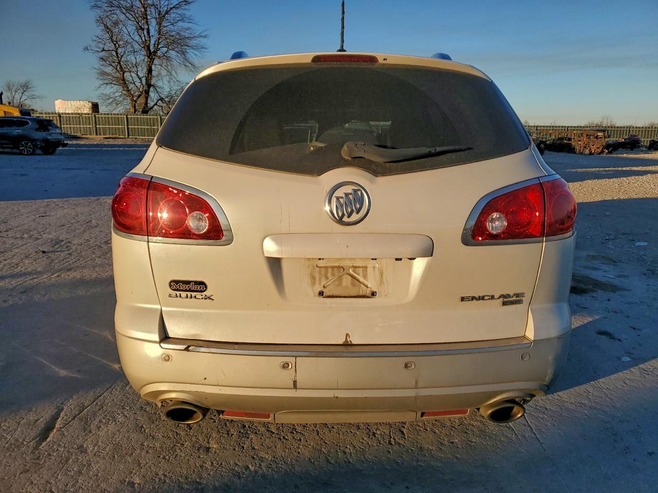 2011 BUICK ENCLAVE CXL photo 6