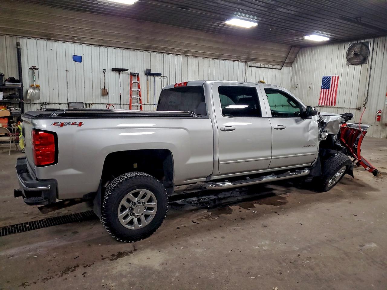 2017 CHEVROLET SILVERADO K2500 HEAVY DUTY LT photo 3
