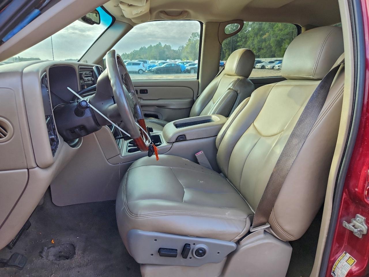 2004 CHEVROLET SILVERADO K1500 photo 7