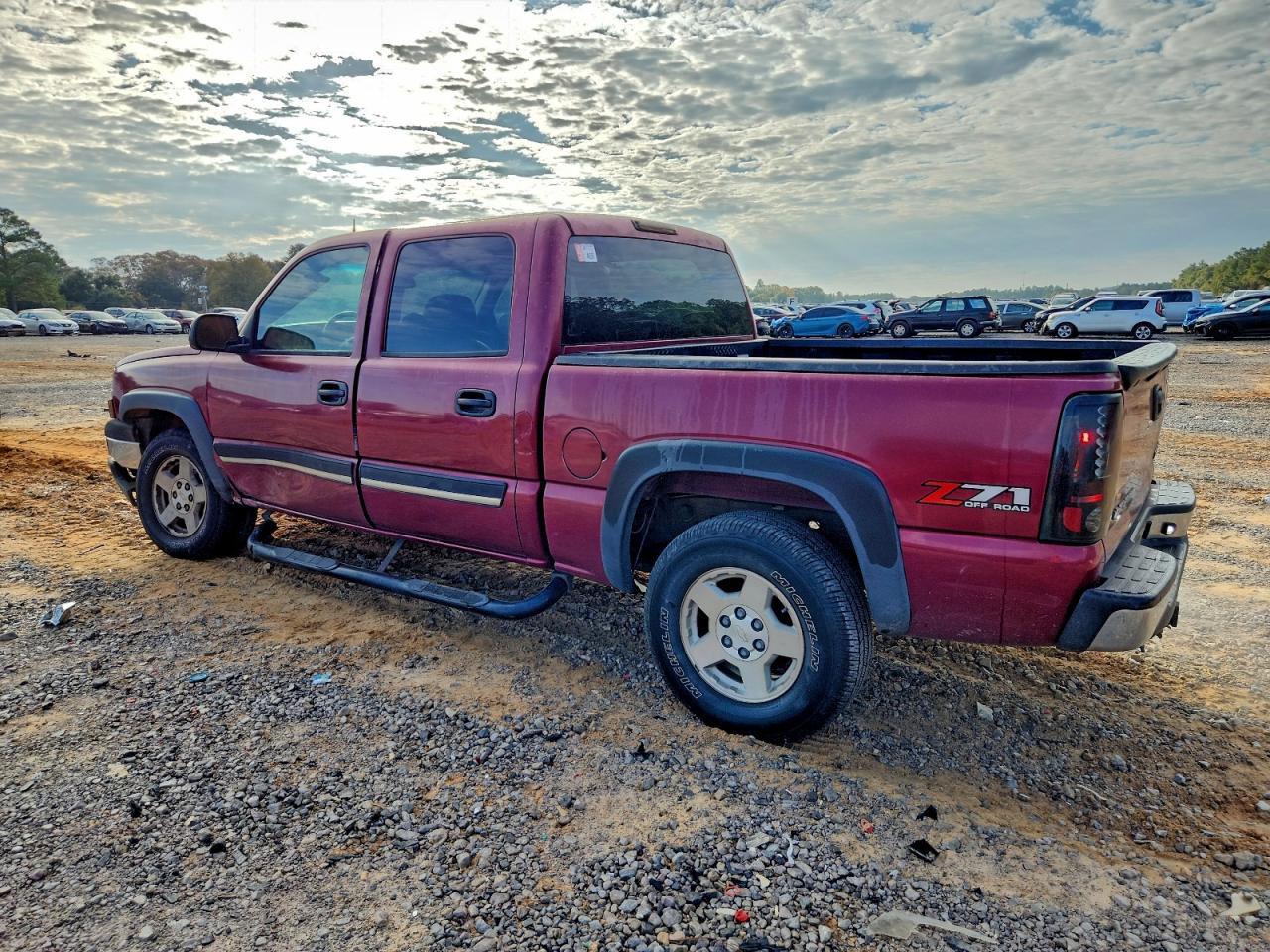 2004 CHEVROLET SILVERADO K1500 photo 2