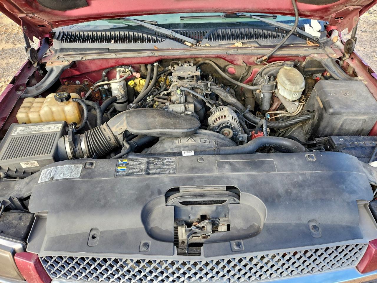 2004 CHEVROLET SILVERADO K1500 photo 11