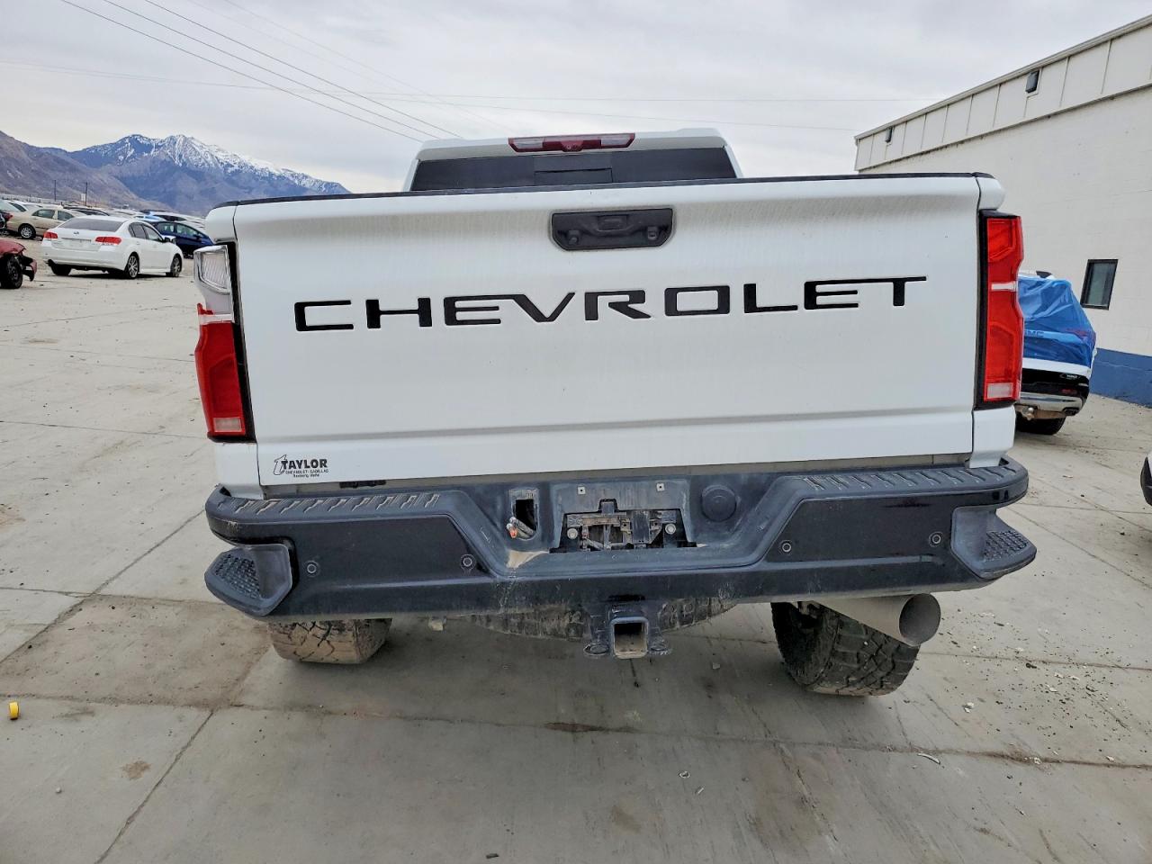 2024 CHEVROLET SILVERADO K2500 ZR2 photo 6