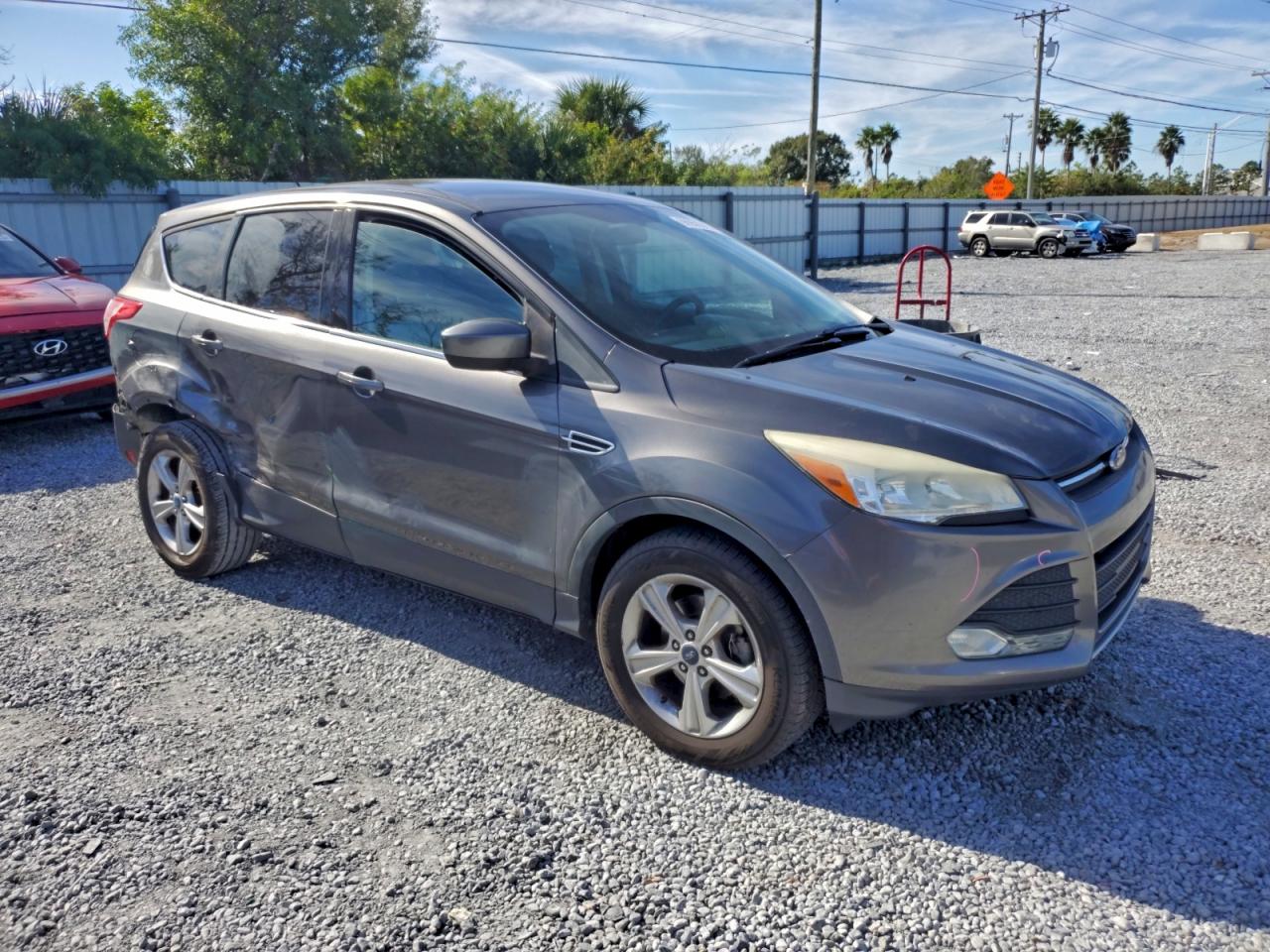 2013 FORD ESCAPE SE photo 10