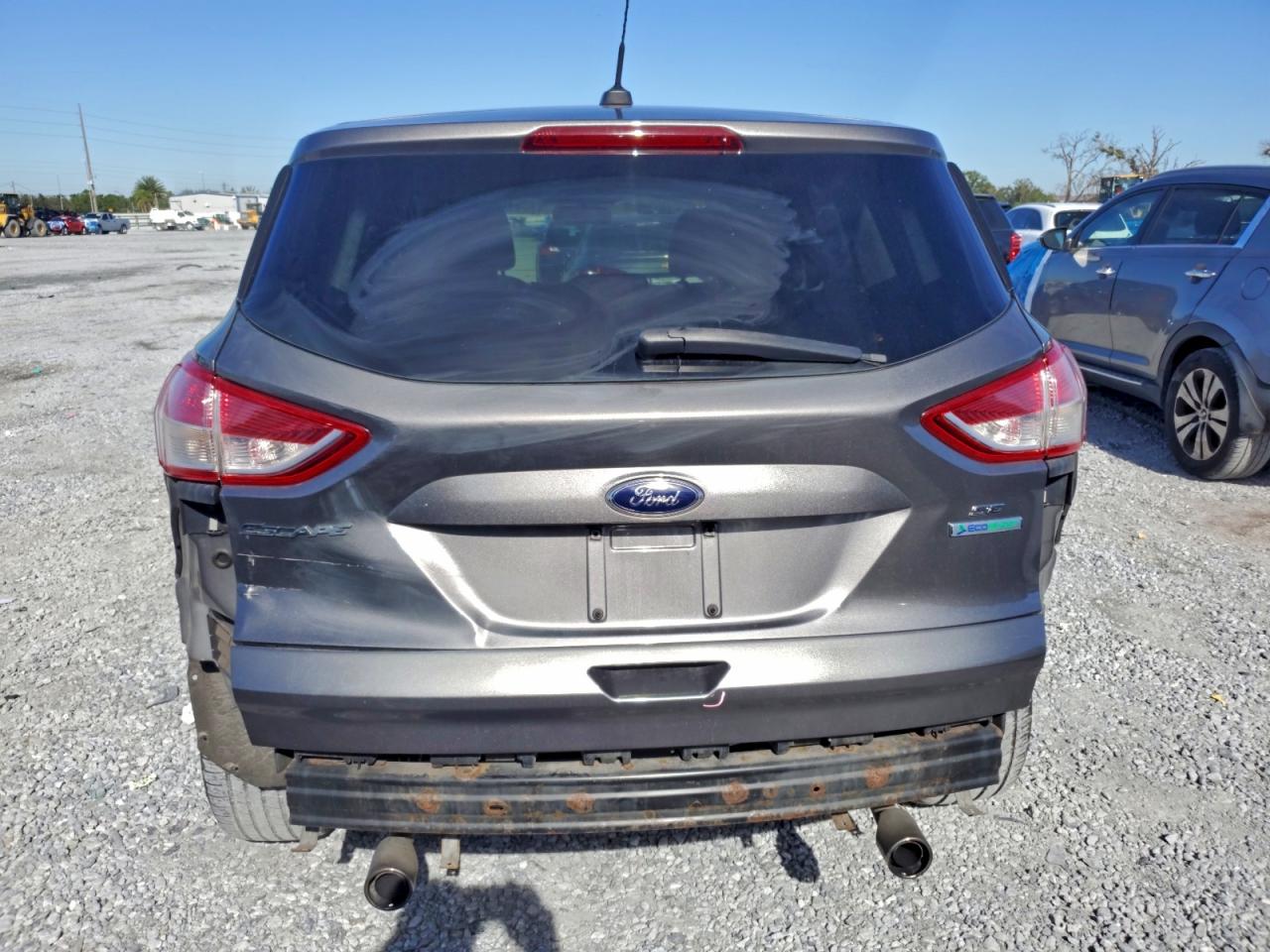 2013 FORD ESCAPE SE photo 16
