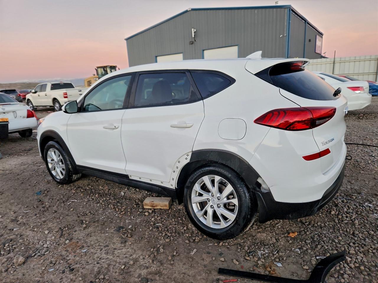 2020 HYUNDAI TUCSON SE photo 3