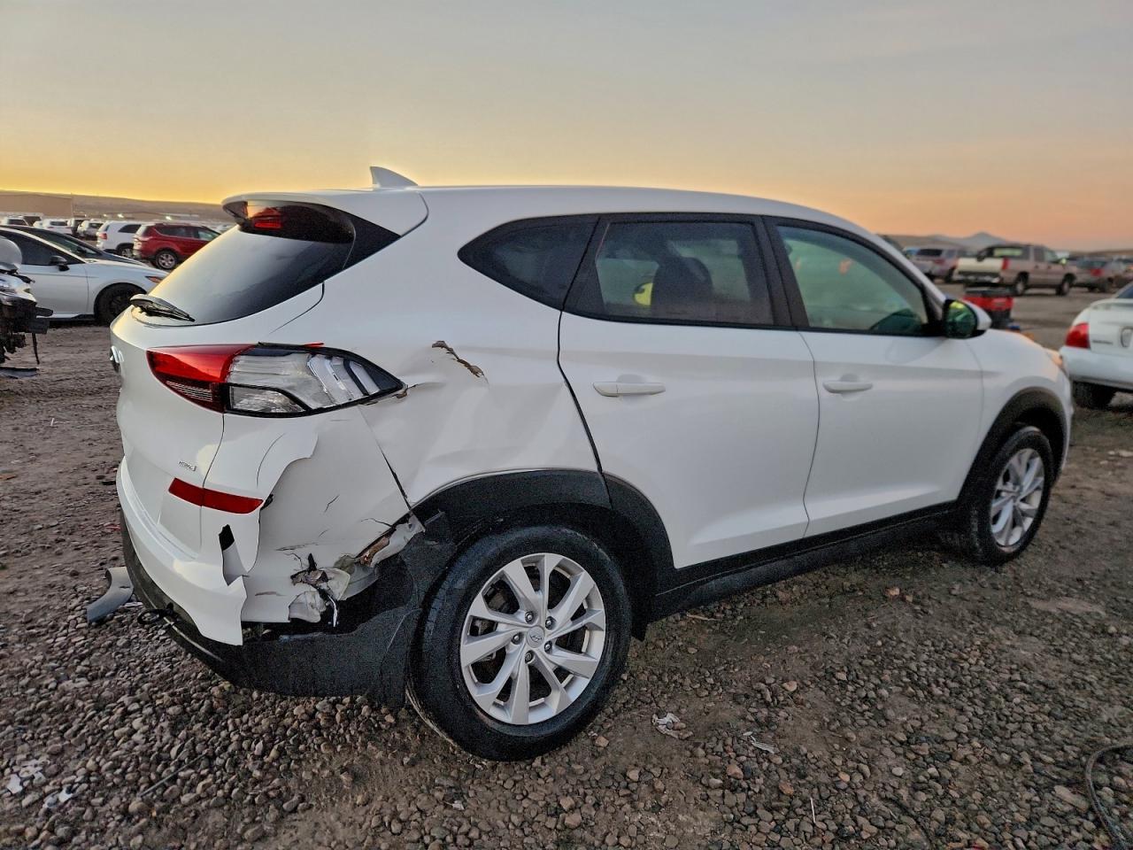 2020 HYUNDAI TUCSON SE photo 5