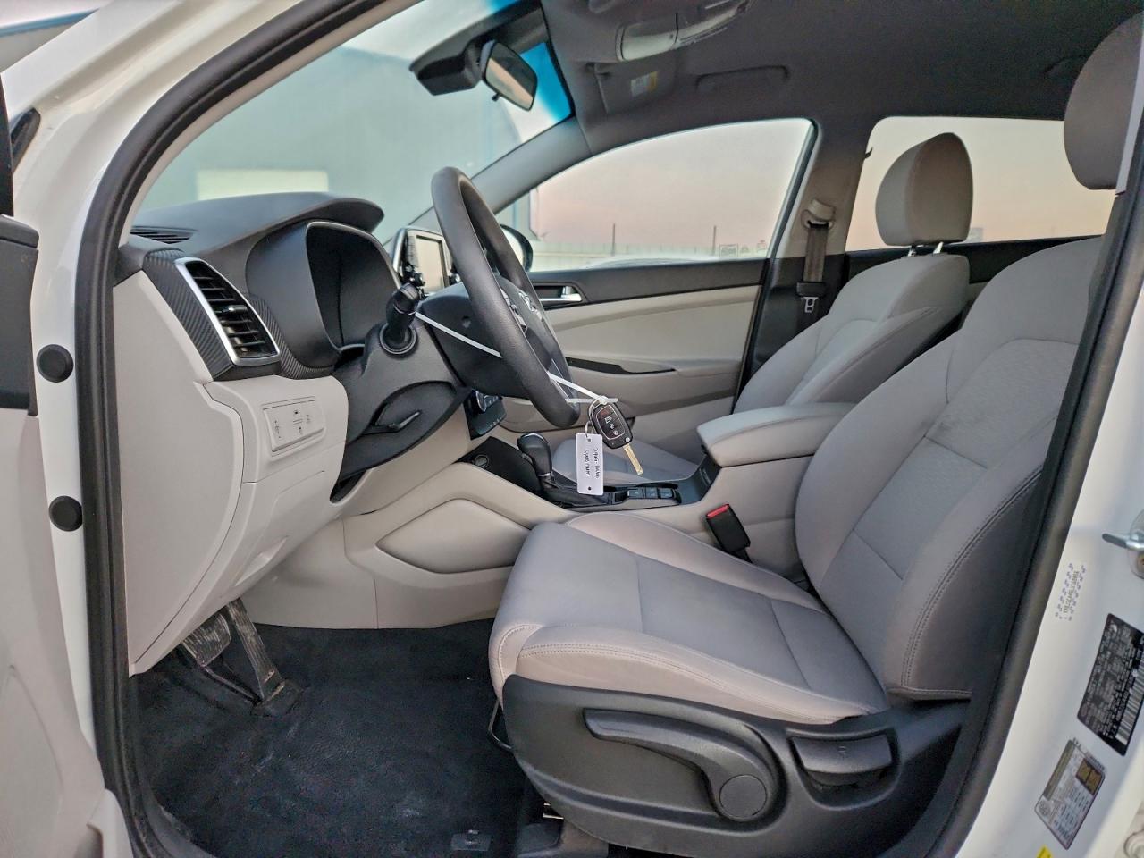 2020 HYUNDAI TUCSON SE photo 13