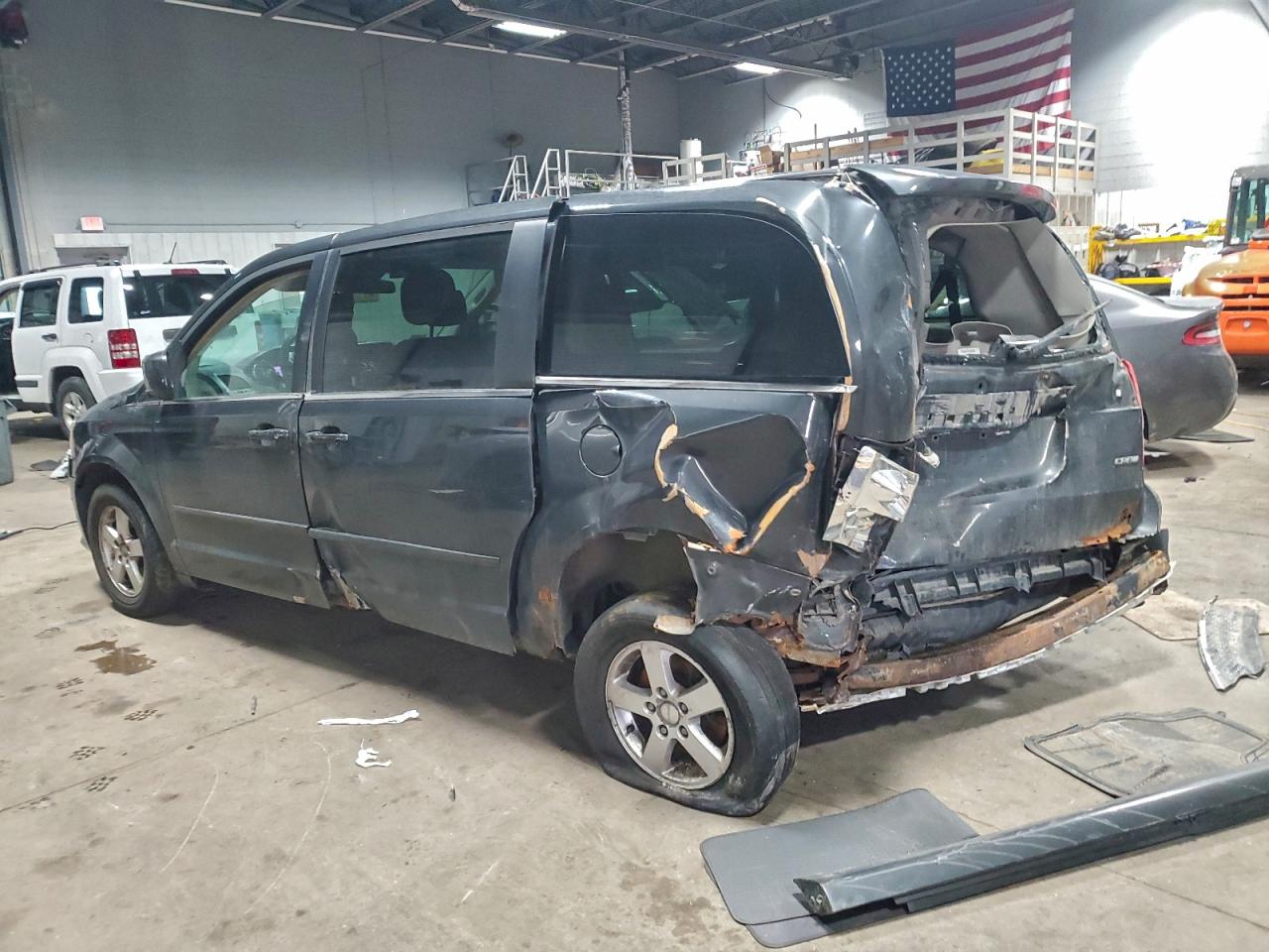 2012 DODGE GRAND CARAVAN CREW photo 4