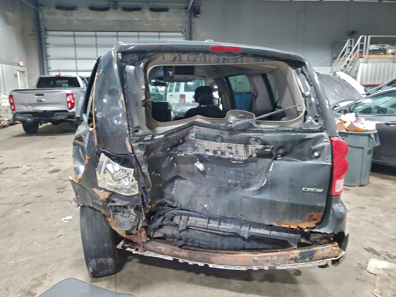 2012 DODGE GRAND CARAVAN CREW photo 16