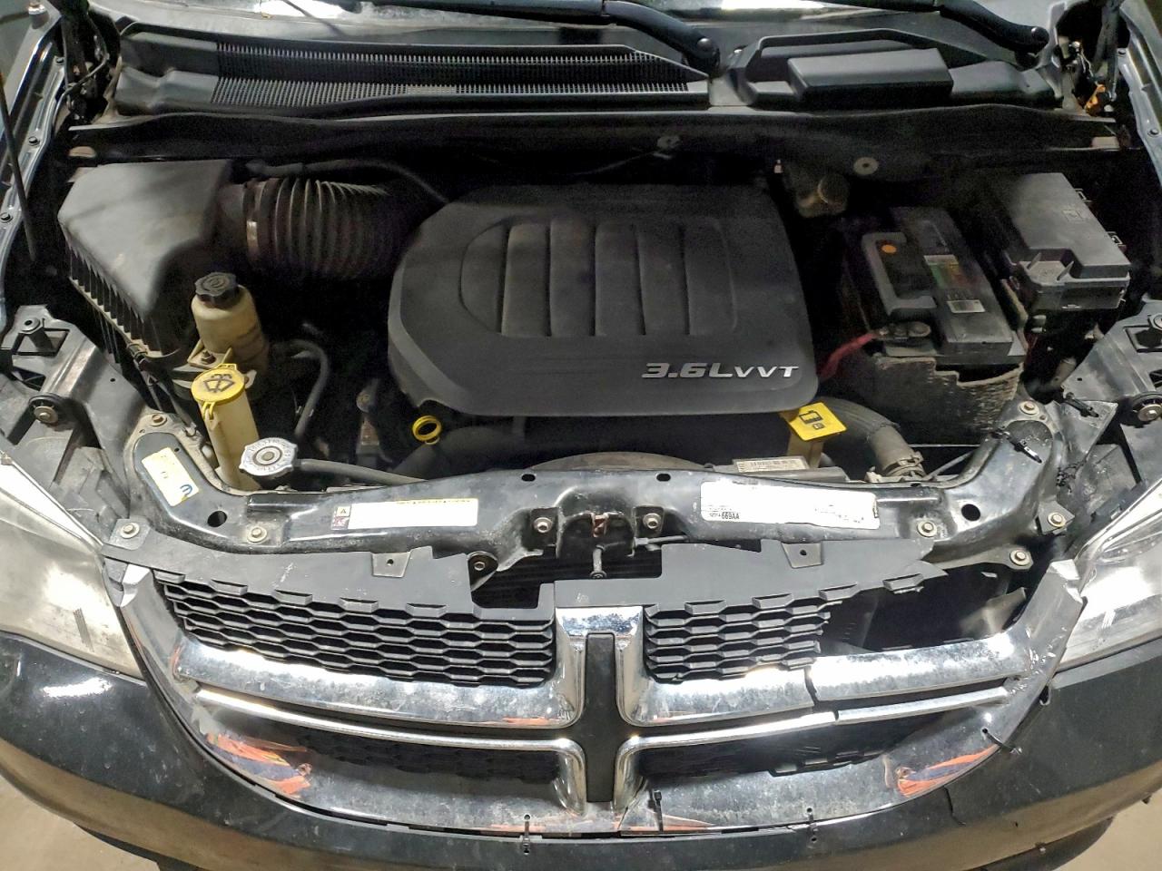 2012 DODGE GRAND CARAVAN CREW photo 34