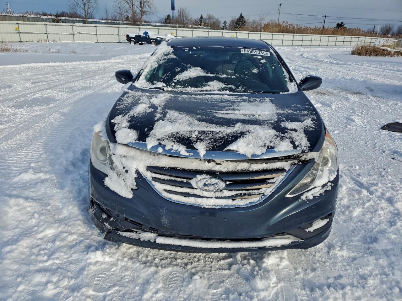 2014 HYUNDAI SONATA GLS photo 9