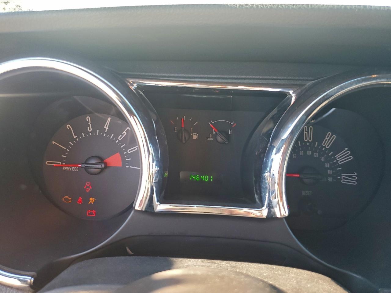 2006 FORD MUSTANG photo 25