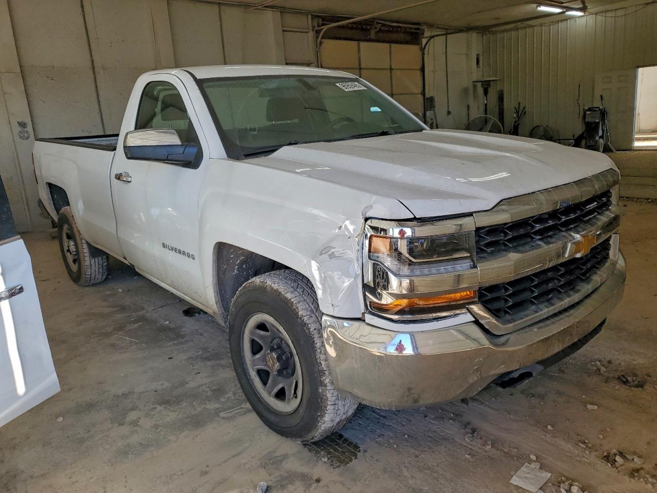 2018 CHEVROLET SILVERADO C1500 photo 7