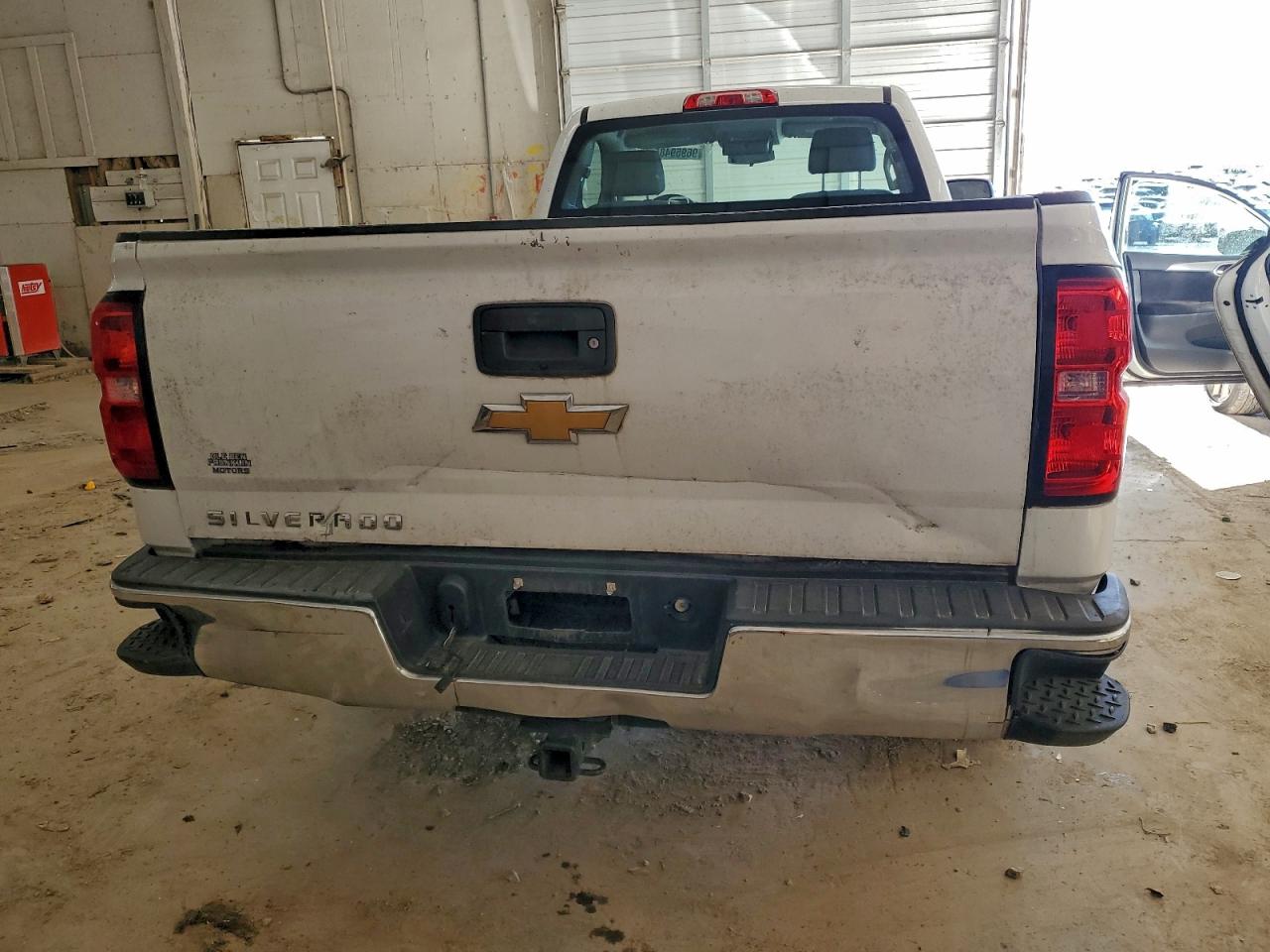 2018 CHEVROLET SILVERADO C1500 photo 11