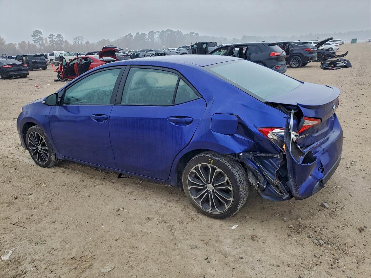 2015 TOYOTA COROLLA L photo 3