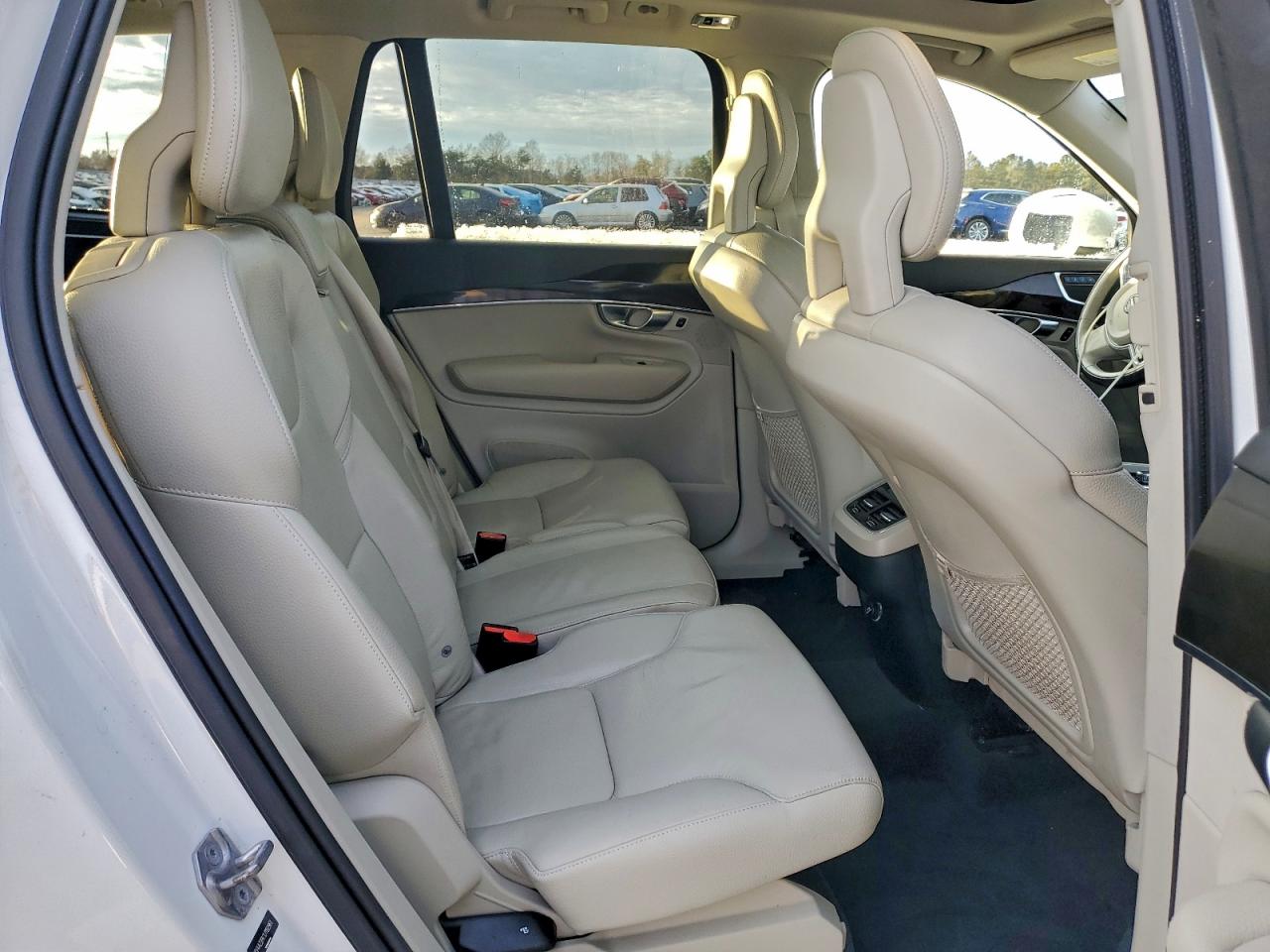 2018 VOLVO XC90 T6 photo 11