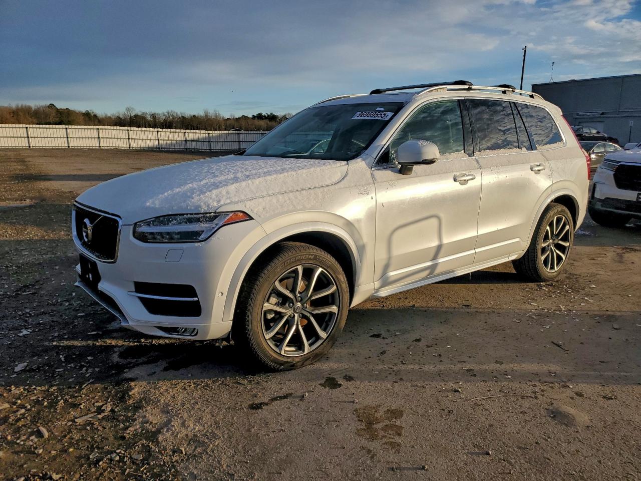 2018 VOLVO XC90