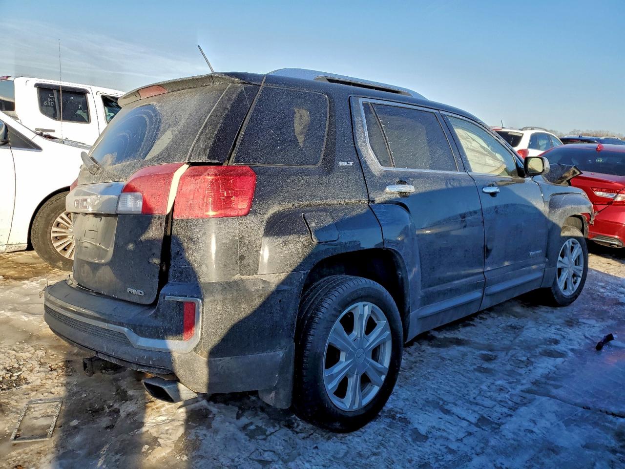 2017 GMC TERRAIN SLT photo 3