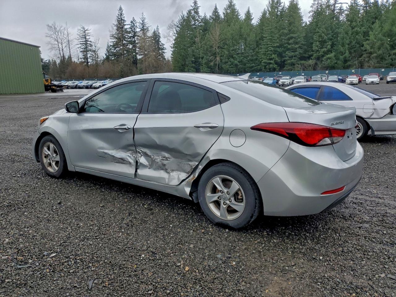 2014 HYUNDAI ELANTRA SE photo 2