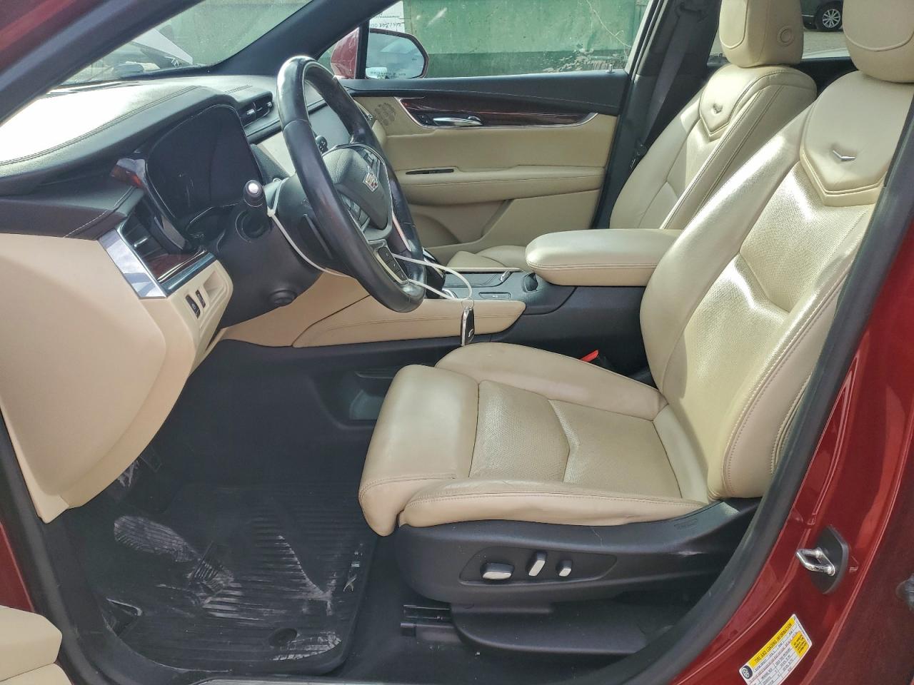 2017 CADILLAC XT5 LUXURY photo 7