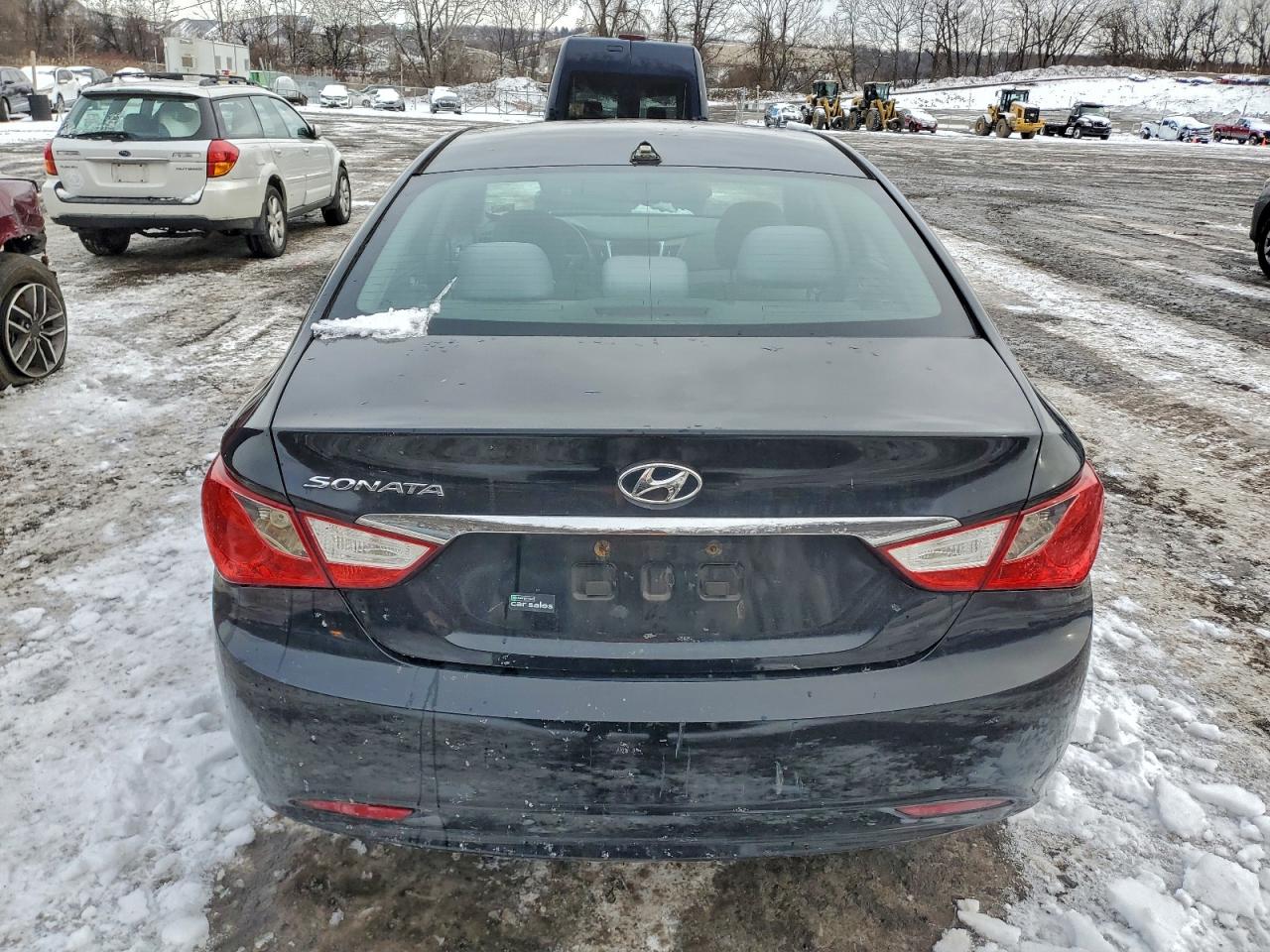 2013 HYUNDAI SONATA GLS photo 11