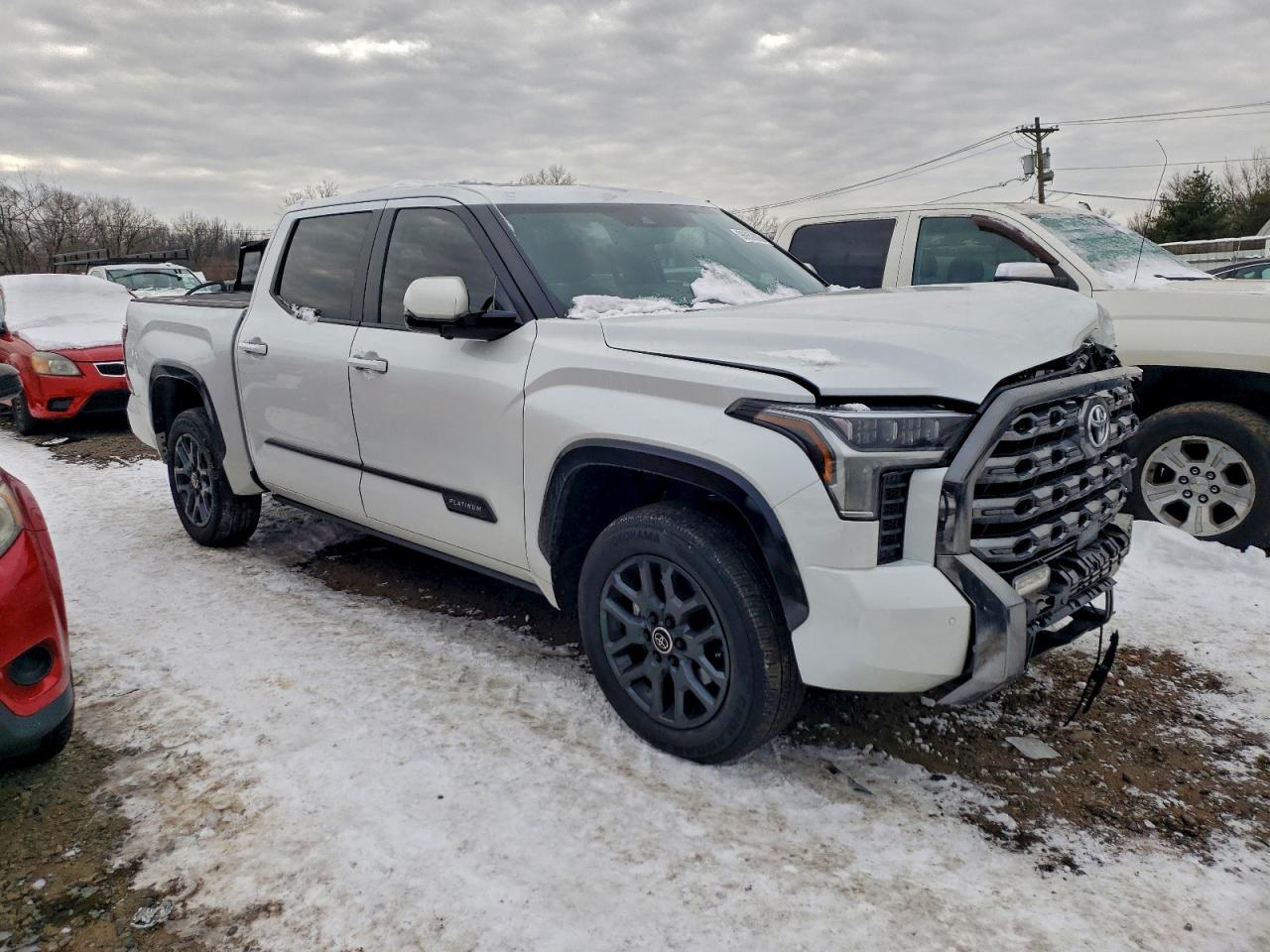 2024 TOYOTA TUNDRA CREWMAX PLATINUM photo 4