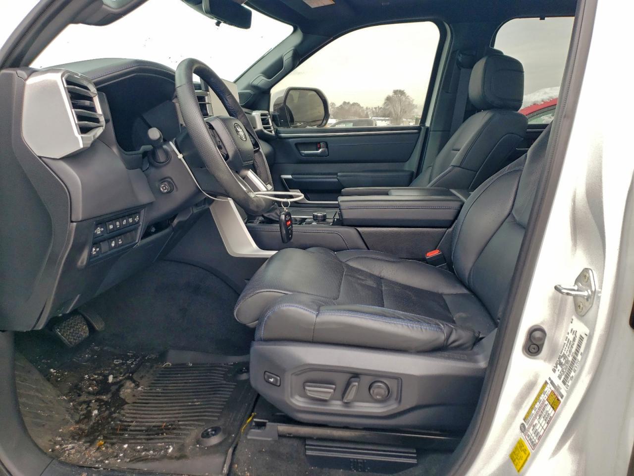 2024 TOYOTA TUNDRA CREWMAX PLATINUM photo 7